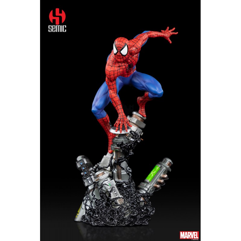 MARVEL Spiderman Wall Action Figure Avengers Statue Gift